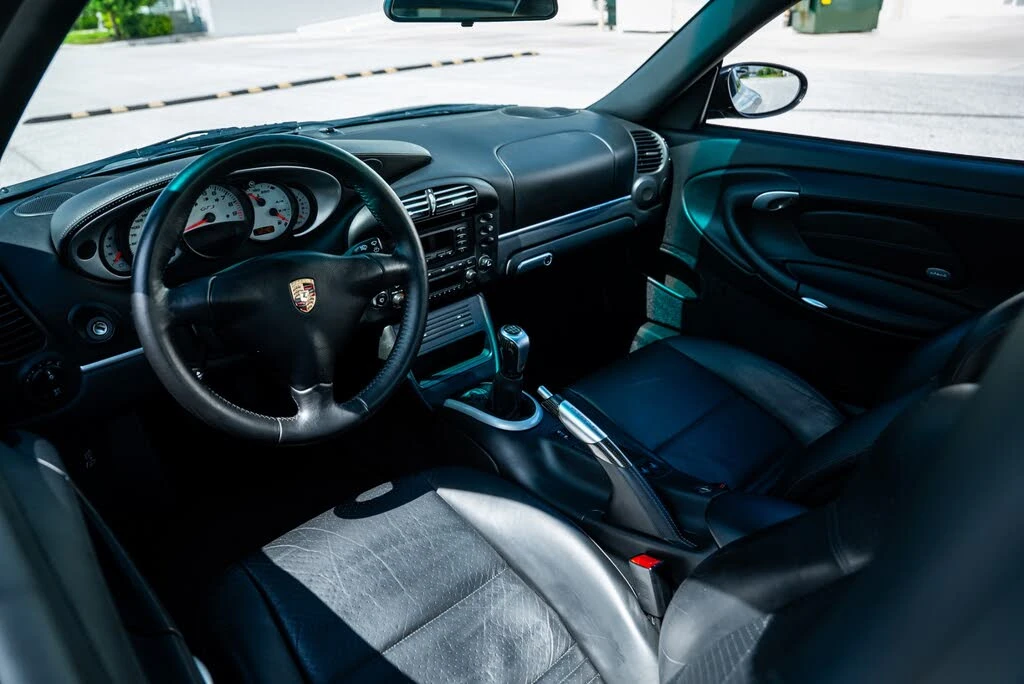2004 Porsche 996 GT3 - Image 16 of 30