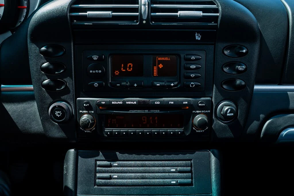 2004 Porsche 996 GT3 - Image 25 of 30