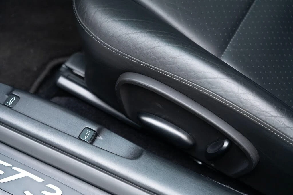 2004 Porsche 996 GT3 - Image 16 of 31