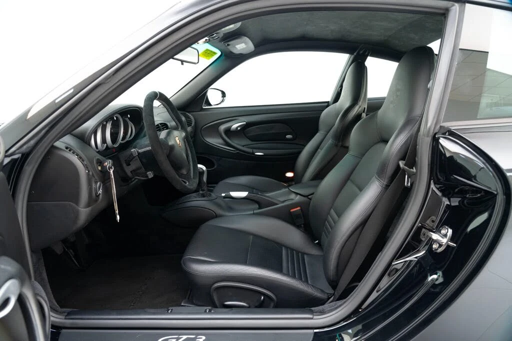 2004 Porsche 996 GT3 - Image 18 of 31