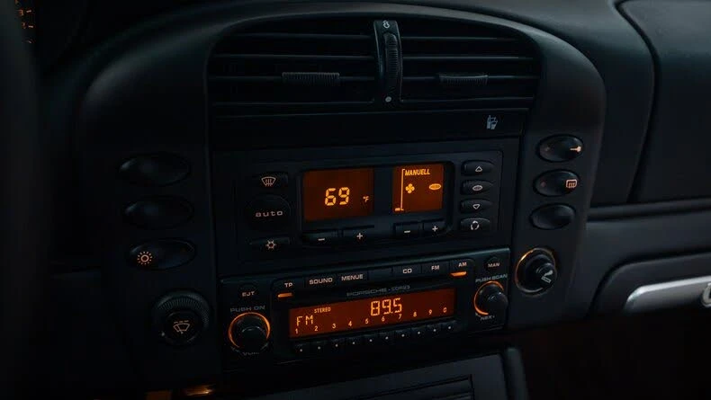 2004 Porsche 996 GT3 - Image 13 of 19