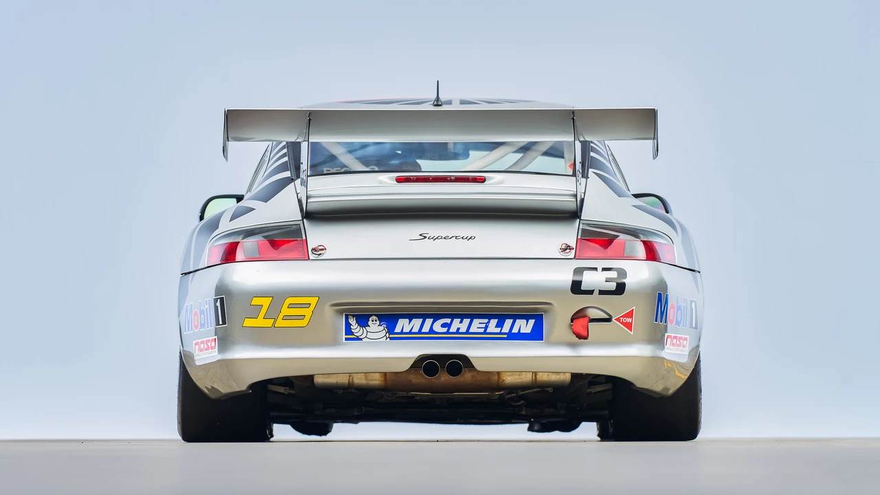 2004 Porsche 996 GT3 - Image 20 of 31