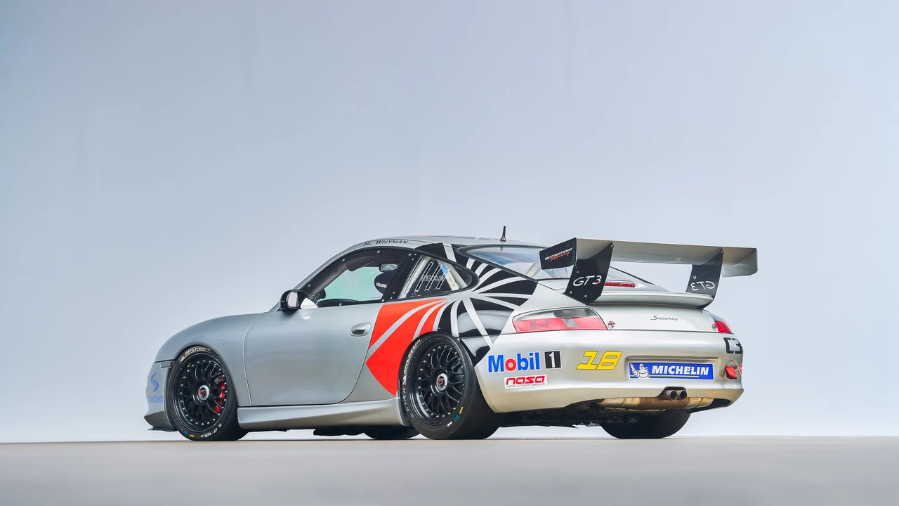 2004 Porsche 996 GT3 - Image 24 of 31