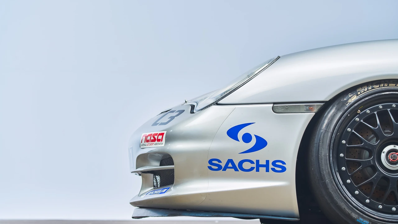 2004 Porsche 996 GT3 - Image 25 of 31