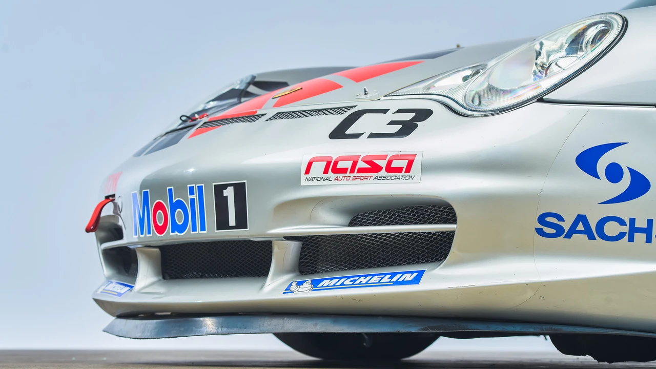 2004 Porsche 996 GT3 - Image 27 of 31