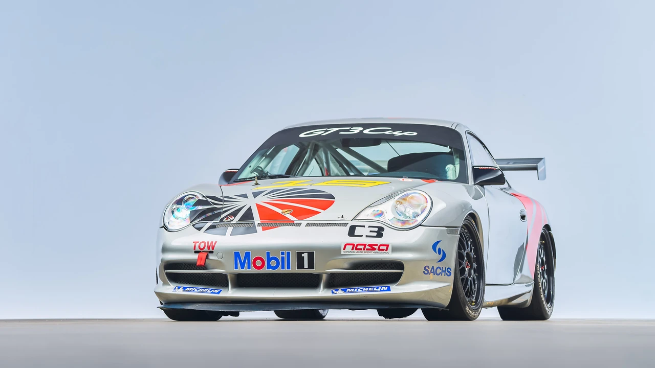 2004 Porsche 996 GT3 - Image 11 of 31