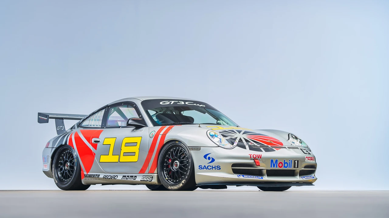 2004 Porsche 996 GT3 - Image 14 of 31