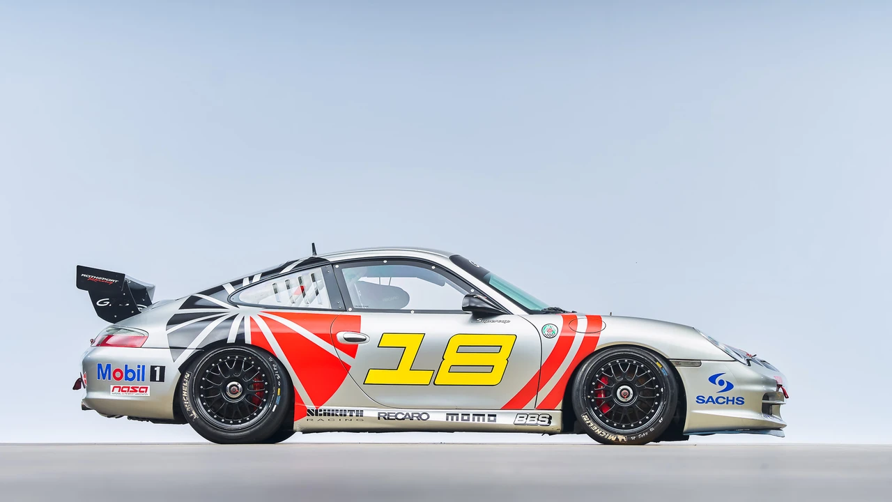 2004 Porsche 996 GT3 - Image 18 of 31