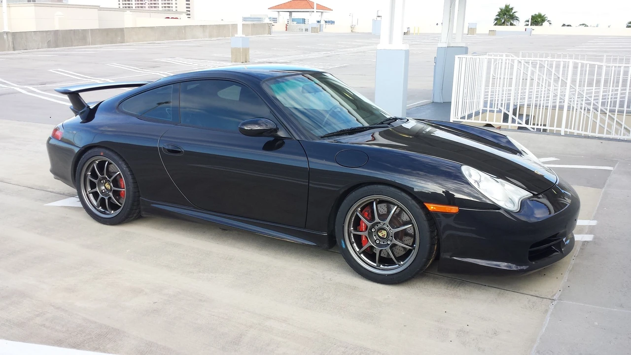 2004 Porsche 996 GT3 - Image 2 of 28