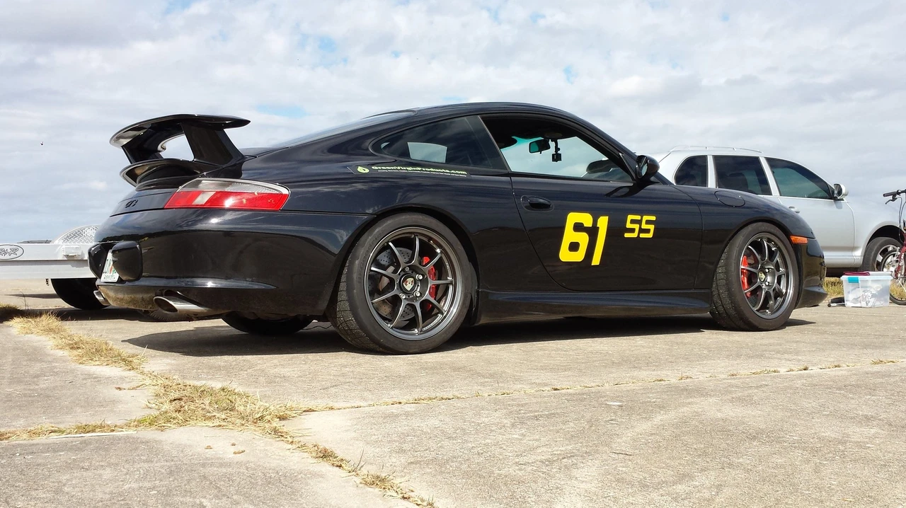 2004 Porsche 996 GT3 - Image 27 of 28