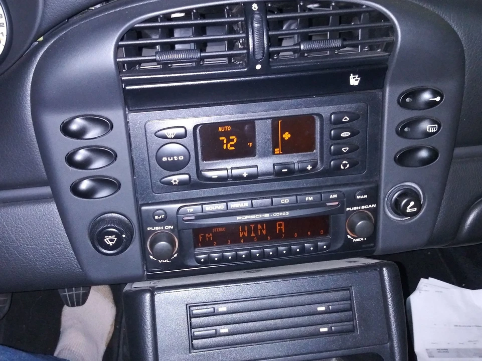 2004 Porsche 996 GT3 - Image 16 of 28