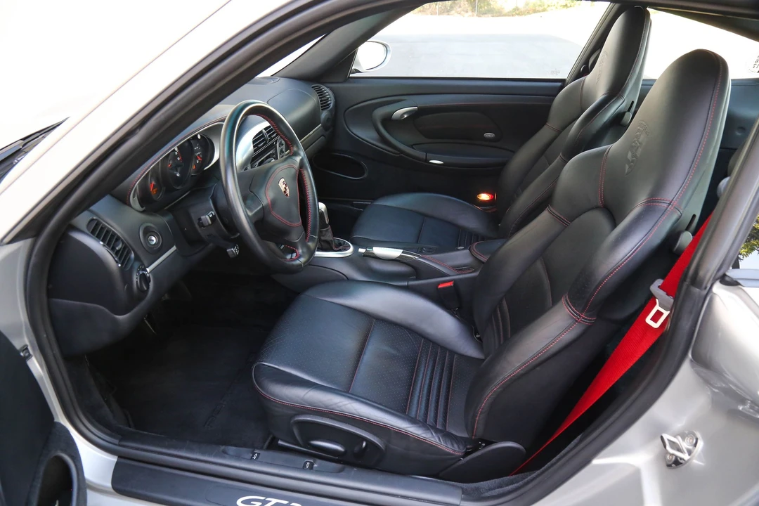 2004 Porsche 996 GT3 - Image 5 of 6