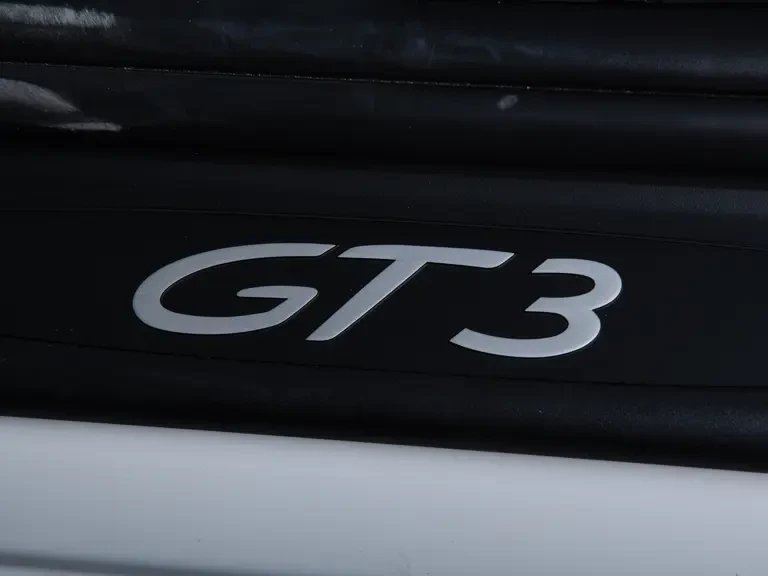 2004 Porsche 996 GT3 - Image 24 of 31