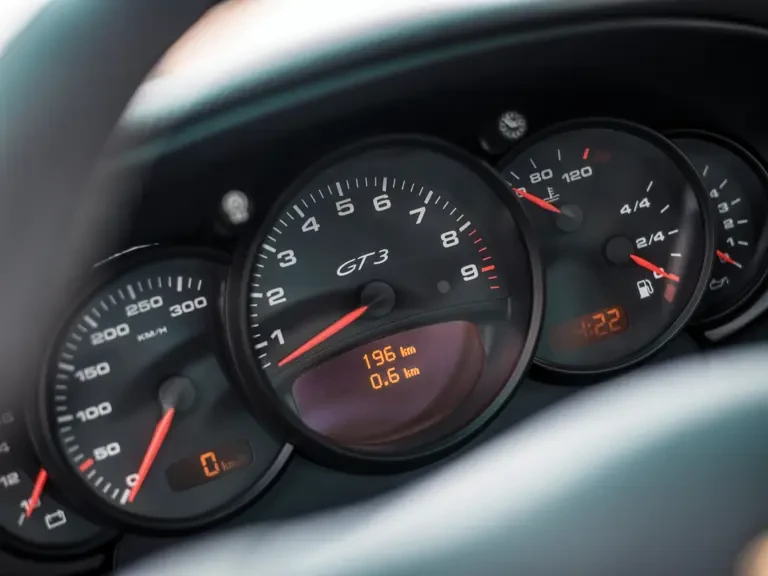 2004 Porsche 996 GT3 RS - Image 17 of 29
