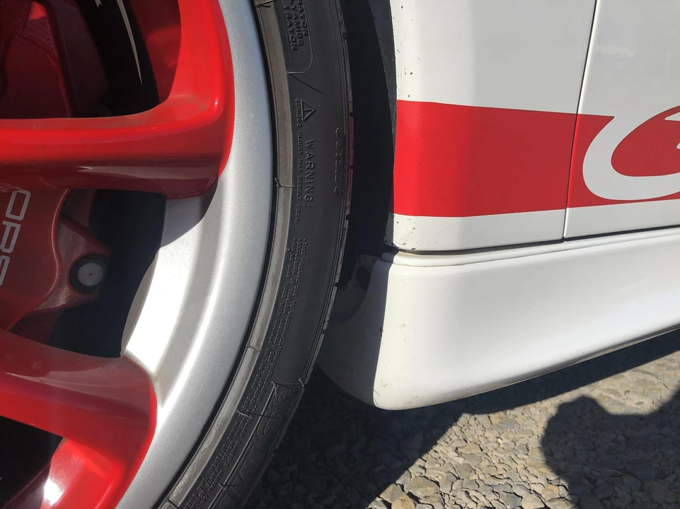2004 Porsche 996 GT3 - Image 29 of 31