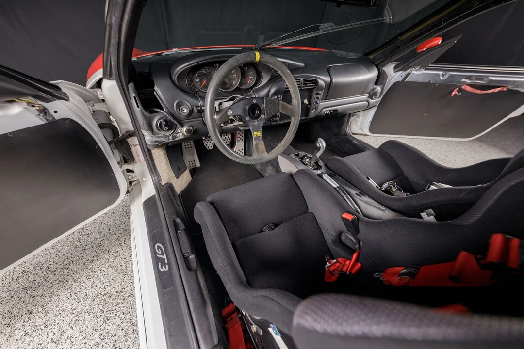 2004 Porsche 996 GT3 - Image 12 of 25