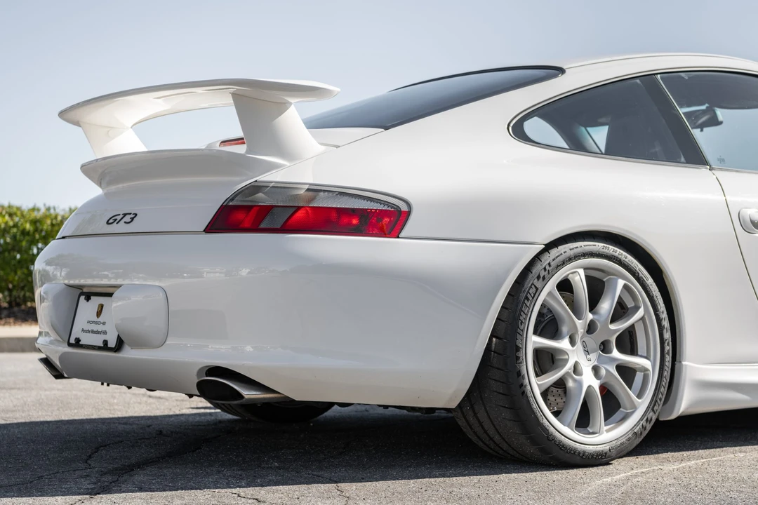 2004 Porsche 996 GT3 - Image 11 of 31