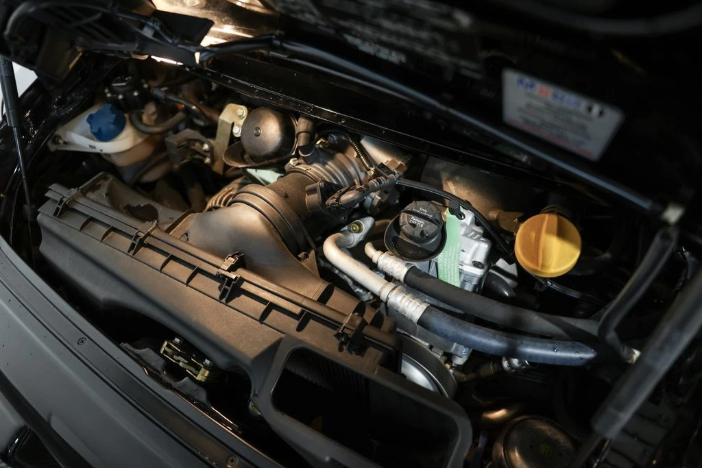 2004 Porsche 996 GT3 - Image 9 of 21