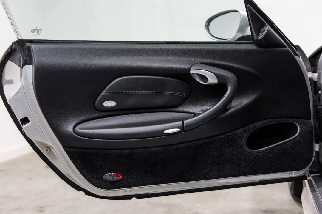 2004 Porsche 996 GT3 - Image 9 of 21