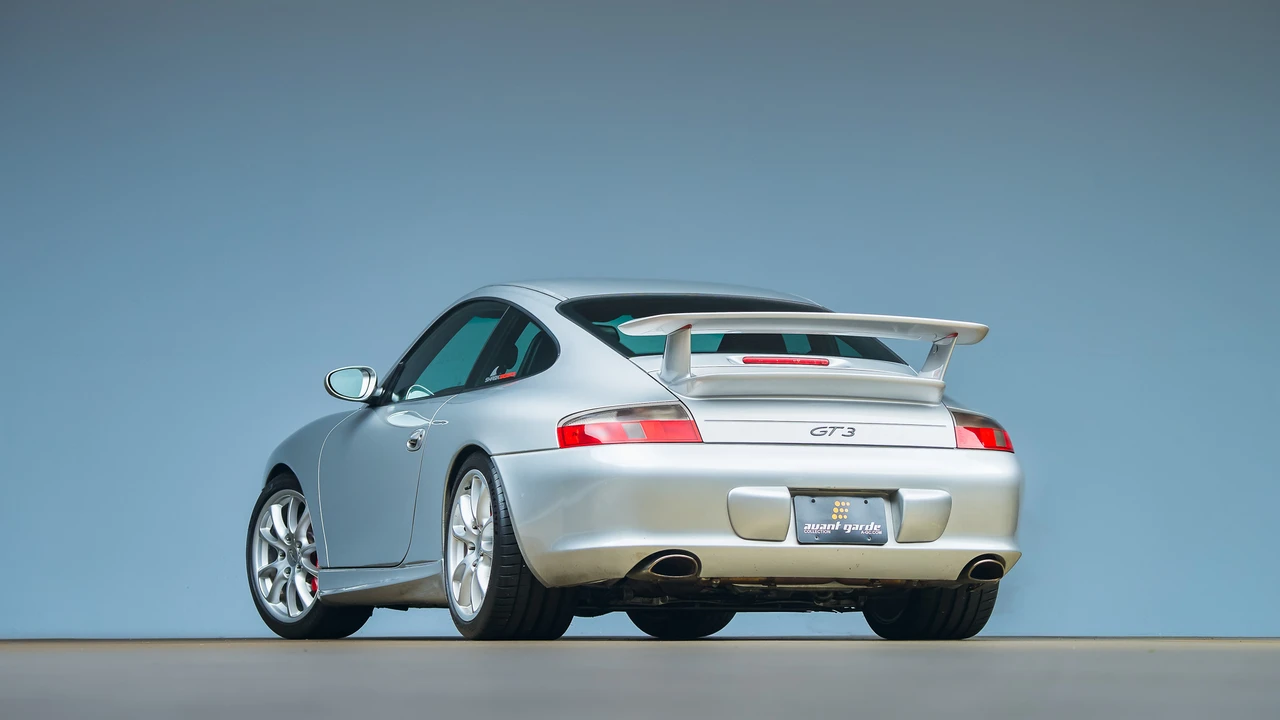 2004 Porsche 996 GT3 - Image 15 of 31