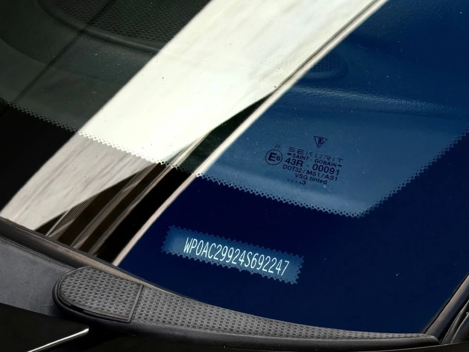 2004 Porsche 996 GT3 - Image 10 of 21