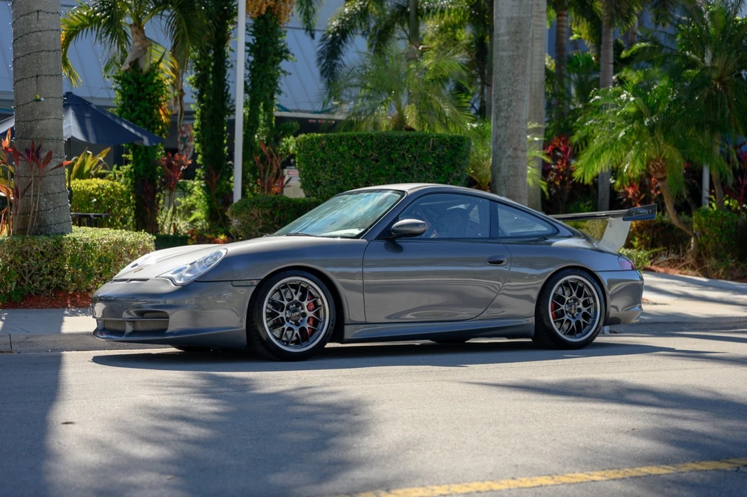 2004 Porsche 996 GT3 - Image 2 of 28