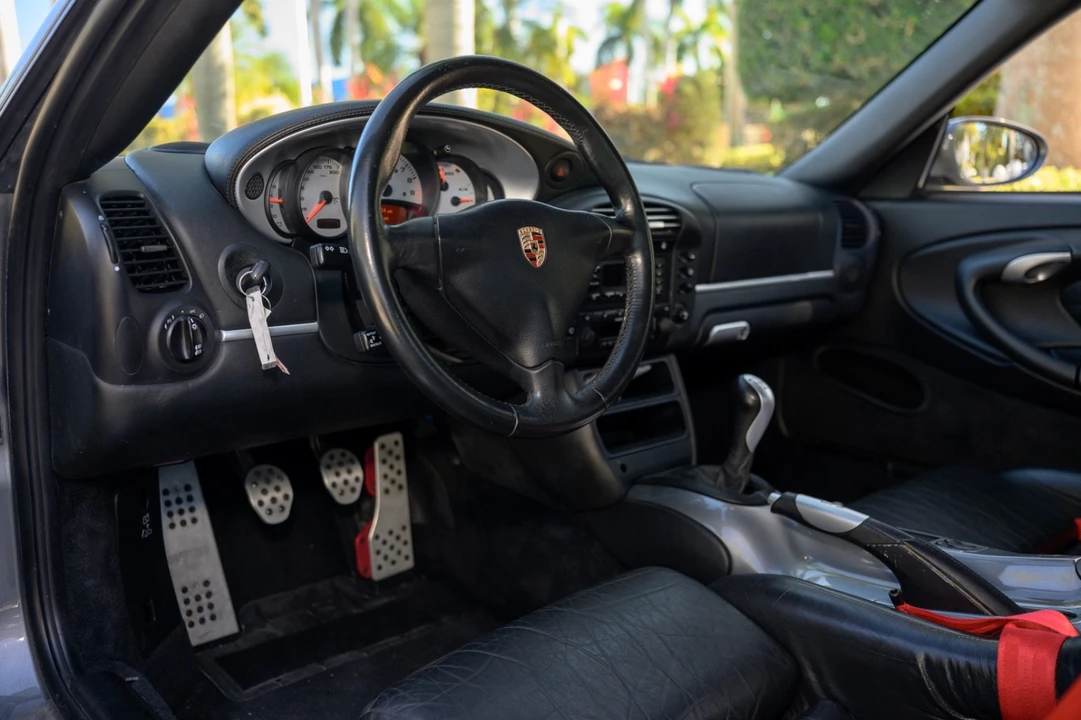 2004 Porsche 996 GT3 - Image 15 of 28