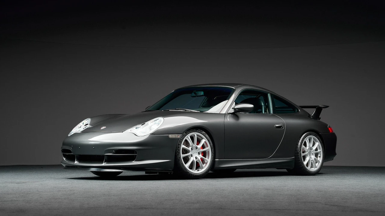 2004 Porsche 996 GT3 - Image 2 of 31