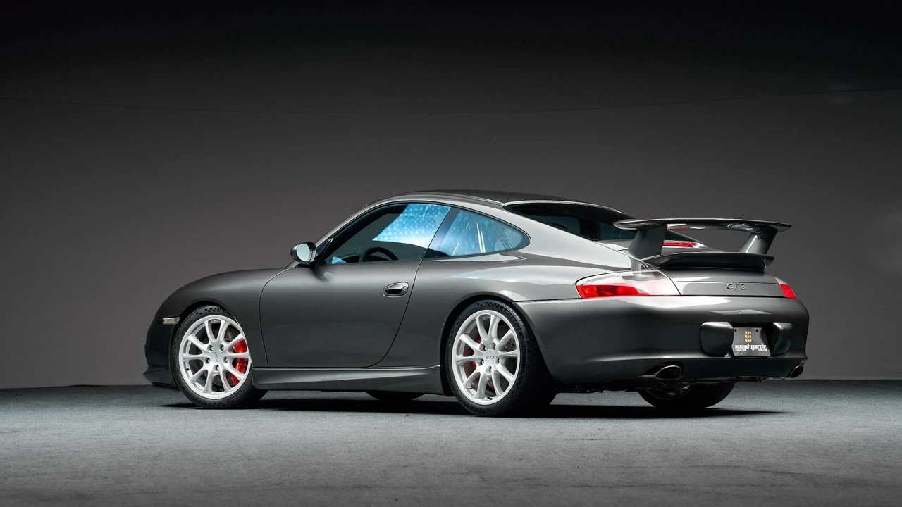 2004 Porsche 996 GT3 - Image 11 of 31