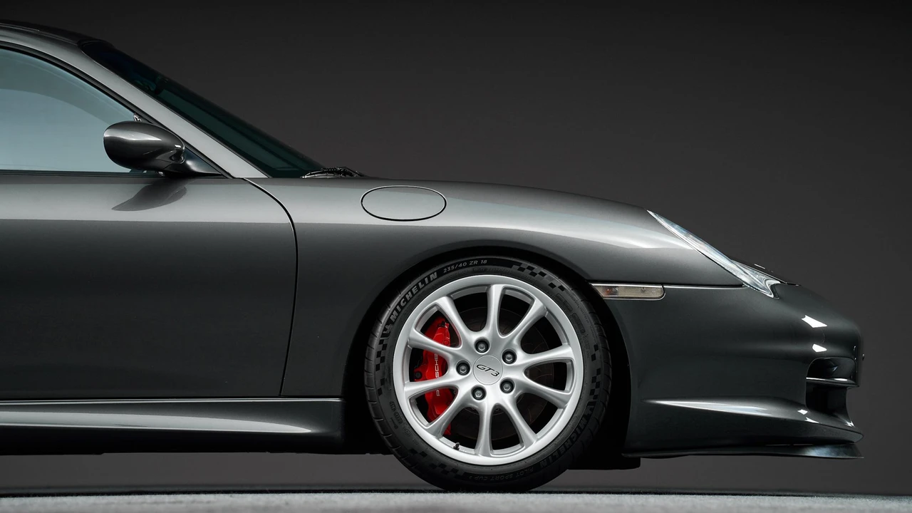 2004 Porsche 996 GT3 - Image 16 of 31