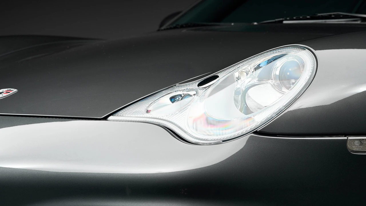 2004 Porsche 996 GT3 - Image 24 of 31