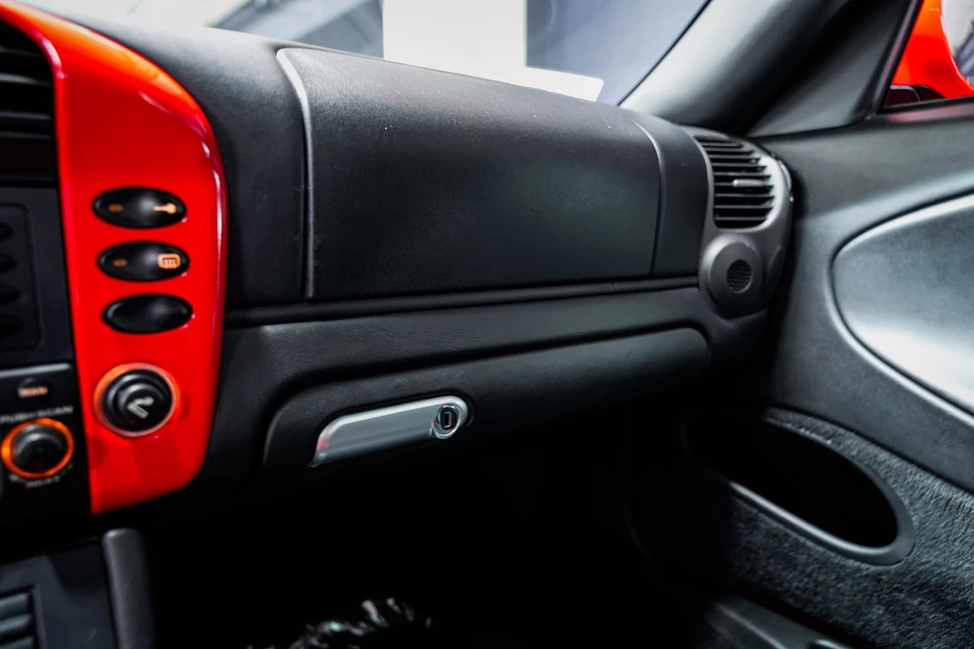2004 Porsche 996 GT3 - Image 16 of 31