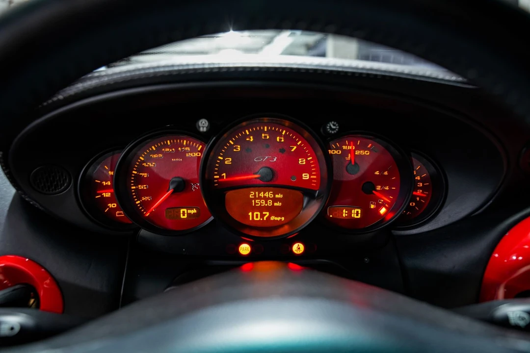 2004 Porsche 996 GT3 - Image 10 of 31