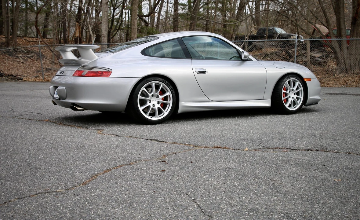 2004 Porsche 996 GT3 - Image 15 of 31