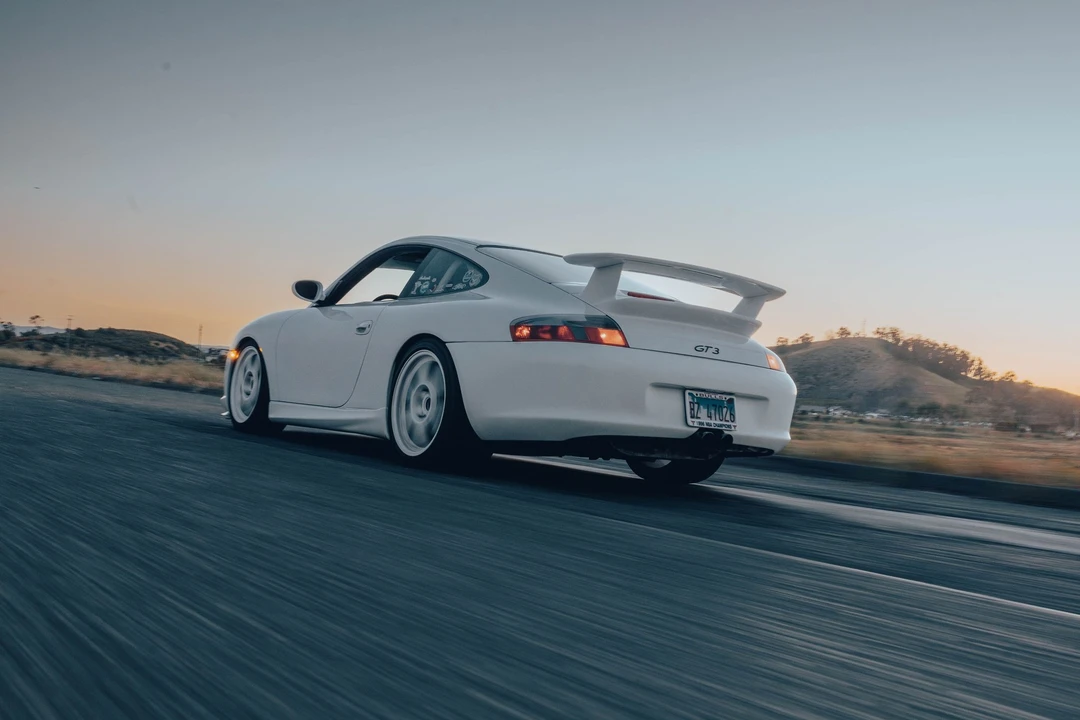 2004 Porsche 996 GT3 - Image 2 of 11