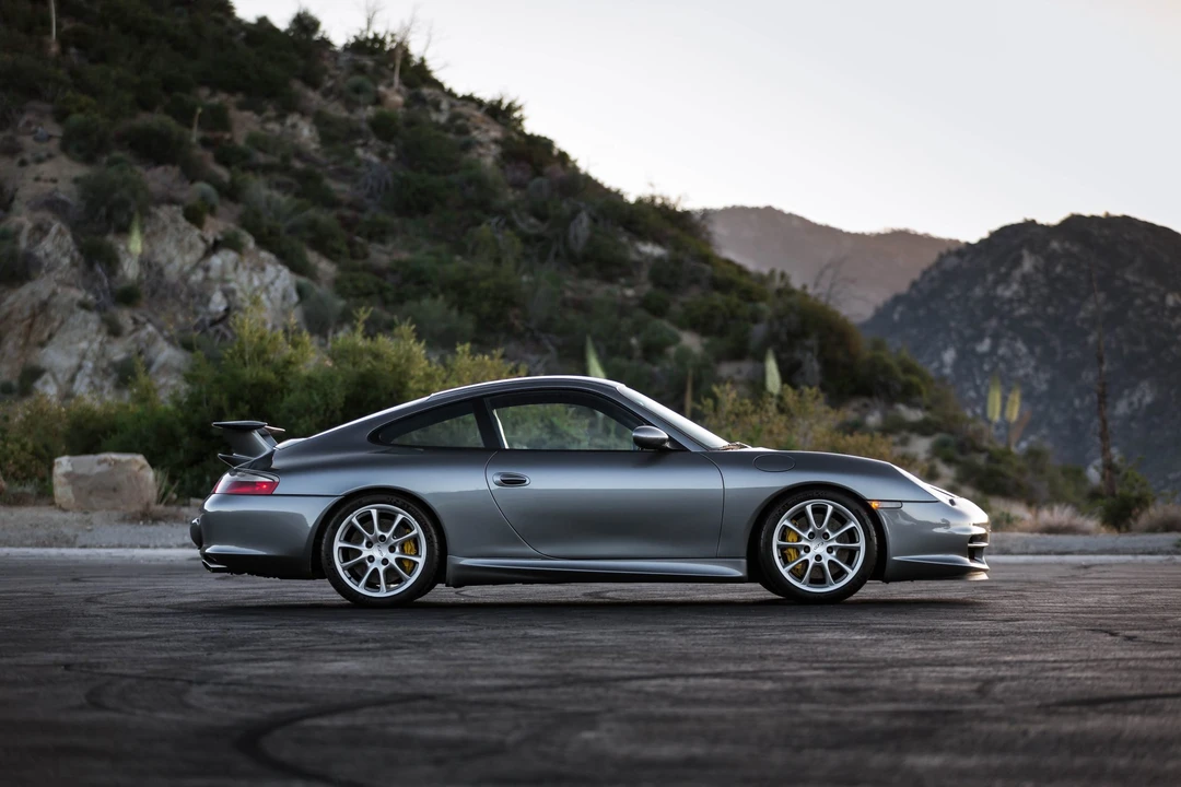 2004 Porsche 996 GT3 - Image 12 of 31