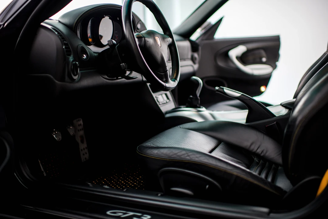 2004 Porsche 996 GT3 - Image 28 of 31