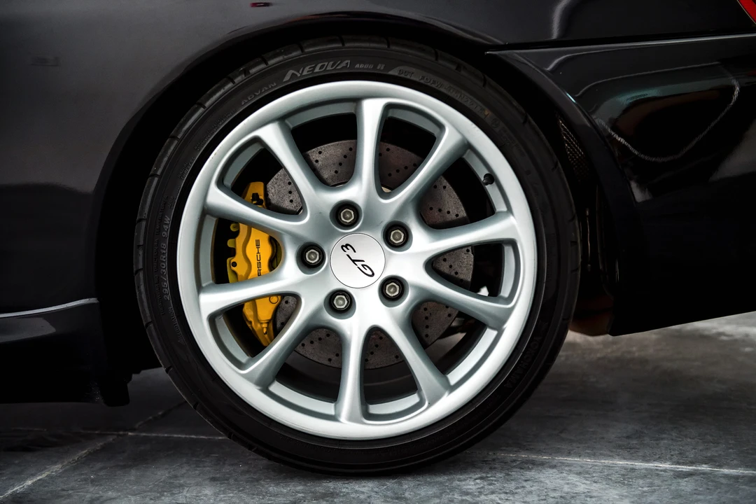 2004 Porsche 996 GT3 - Image 24 of 31