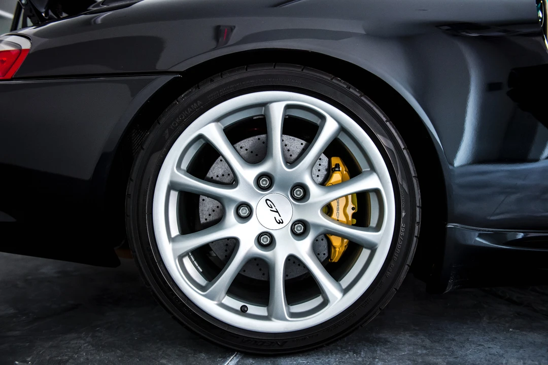 2004 Porsche 996 GT3 - Image 25 of 31