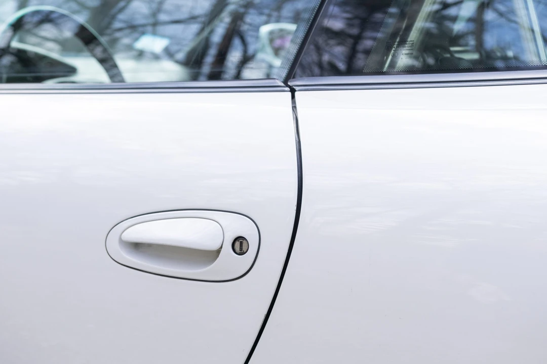 2004 Porsche 996 GT3 - Image 17 of 31