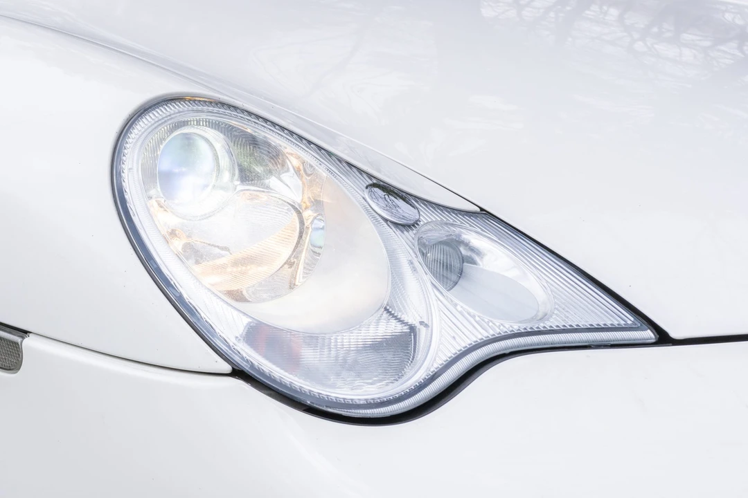 2004 Porsche 996 GT3 - Image 15 of 31