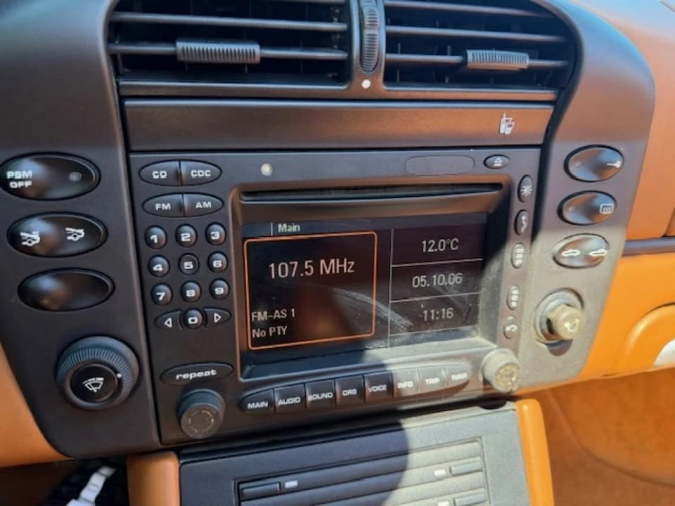 2004 Porsche 996 Carrera - Image 12 of 17