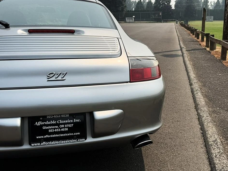 2004 Porsche 996 Carrera - Image 6 of 20