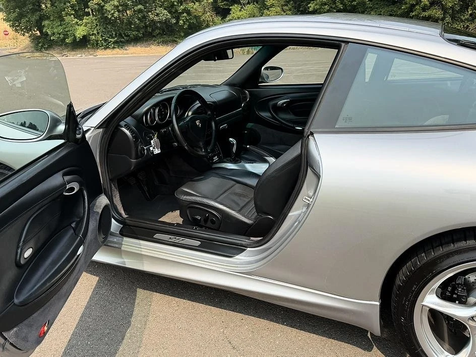 2004 Porsche 996 Carrera - Image 13 of 20