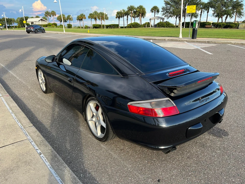 2004 Porsche 996 Carrera 4 - Image 13 of 29