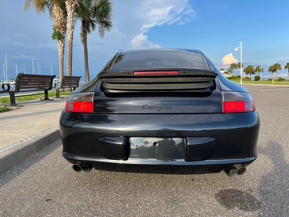 2004 Porsche 996 Carrera 4 - Image 16 of 29