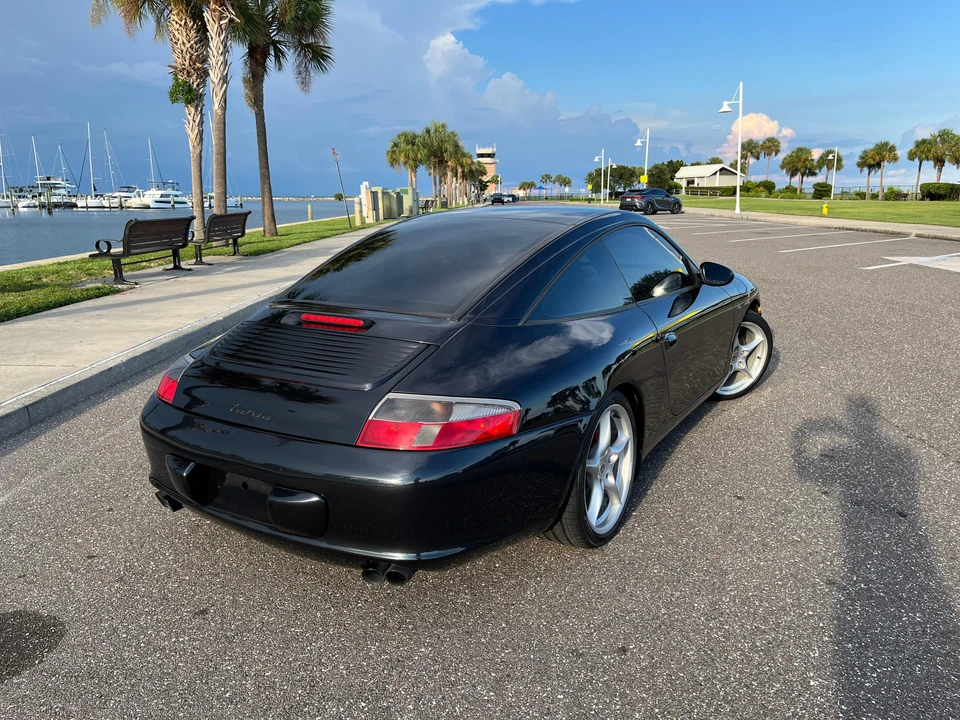 2004 Porsche 996 Carrera 4 - Image 17 of 29