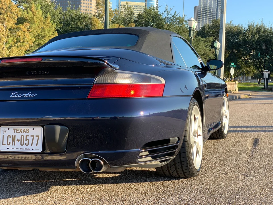 2004 Porsche 996 Turbo - Image 22 of 31