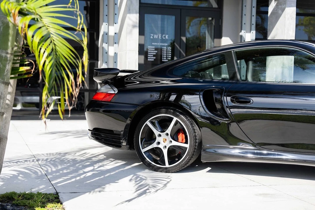 2004 Porsche 996 Turbo - Image 20 of 31