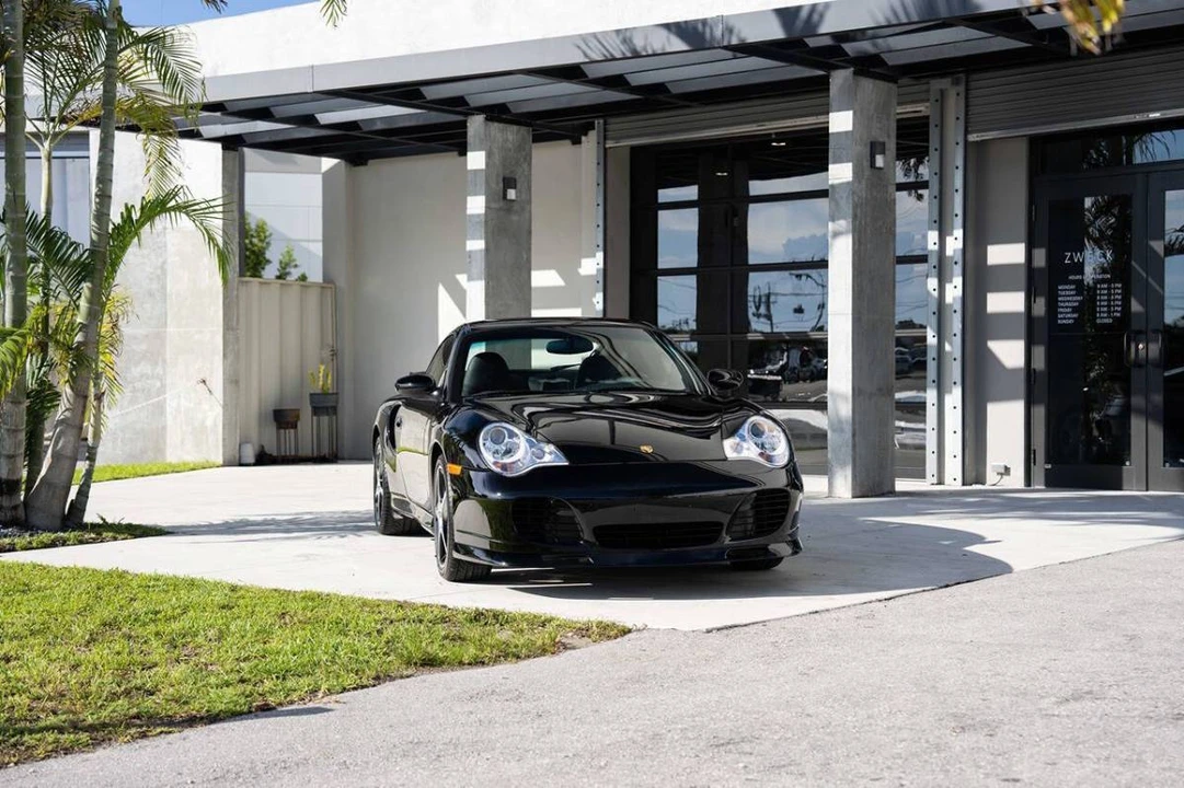 2004 Porsche 996 Turbo - Image 6 of 31